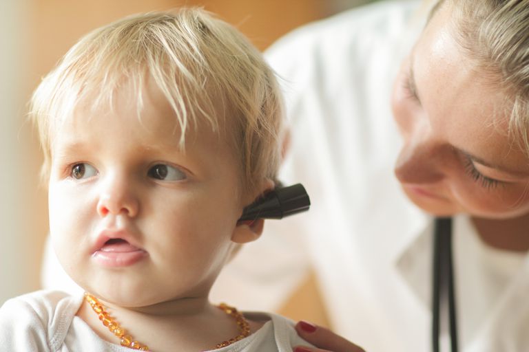 canalul urechii, până vârsta, ureche protetică, atunci când, copil microtia