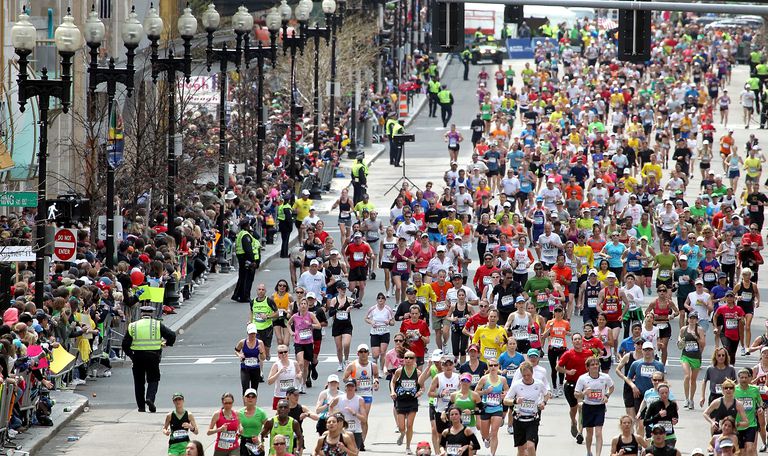 maratonul Boston, femeie care, prima femeie, prima femeie care