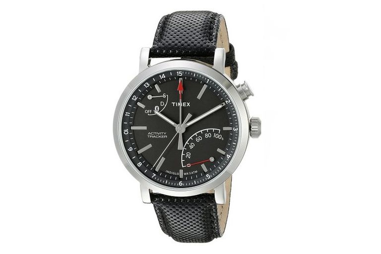 Timex Metropolitan, este ceas, fața ceasului, Acest lucru, apăsarea unui, apăsarea unui buton